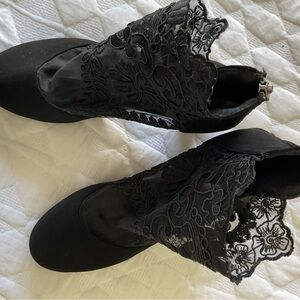 Chic Black Lace Ankle Booties